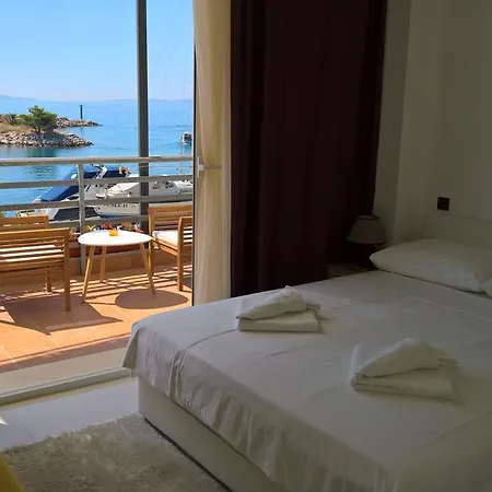 Marina Bay Zenta Luxury 4 4*