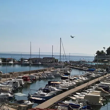Marina Bay Zenta Luxury 4 4* Split
