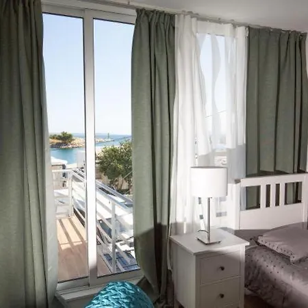 Marina Bay Zenta Luxury 4 Pensión Split
